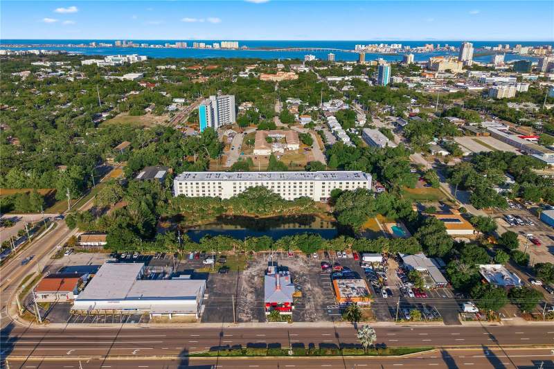 2 bedroom Condominium at 701 S Madison Avenue #420, Lakeside Crossing Condo, Clearwater — photo 2