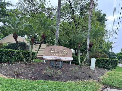 310 Cherokee Court #F, Altamonte Springs FL - photo 23 of 27