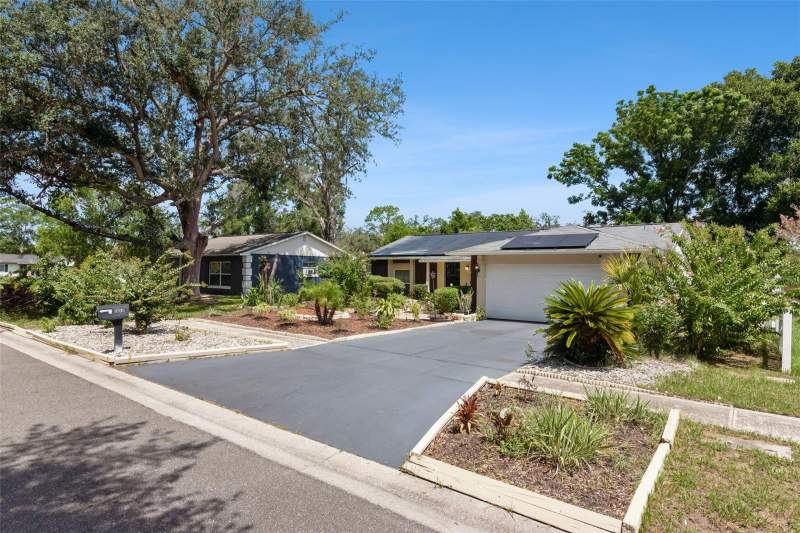 3 bedroom Single Family Residence at 5851 Hutton Drive, Lake Sparling Heights, Orlando — photo 4