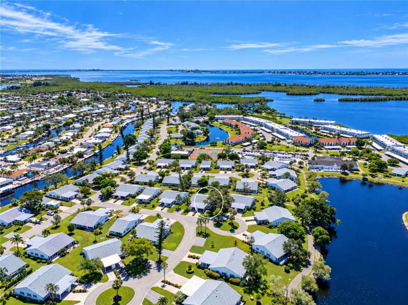 2 bedroom Condominium at 9416 Concord Circle, Mount Vernon Ph 1-B, Bradenton — photo 2
