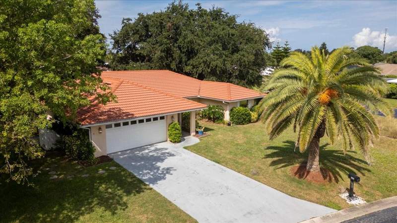 3 bedroom Single Family Residence at 1608 Bob O Link Drive, Venice Gardens, Venice — photo 5