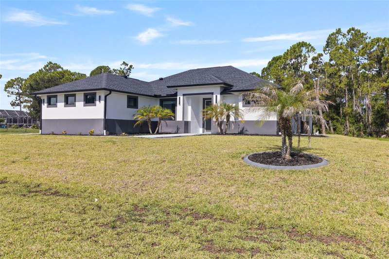 3 bedroom Single Family Residence at 2385 Ecker Terrace, Port Charlotte Sub 48, North Port — photo 3