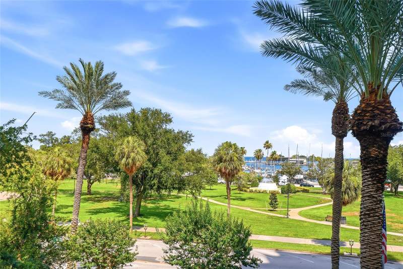 100 BEACH DRIVE #301 home for sale in Florencia Condo