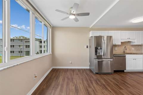 4715 Bay Street #223, St Petersburg FL - photo 10 of 37