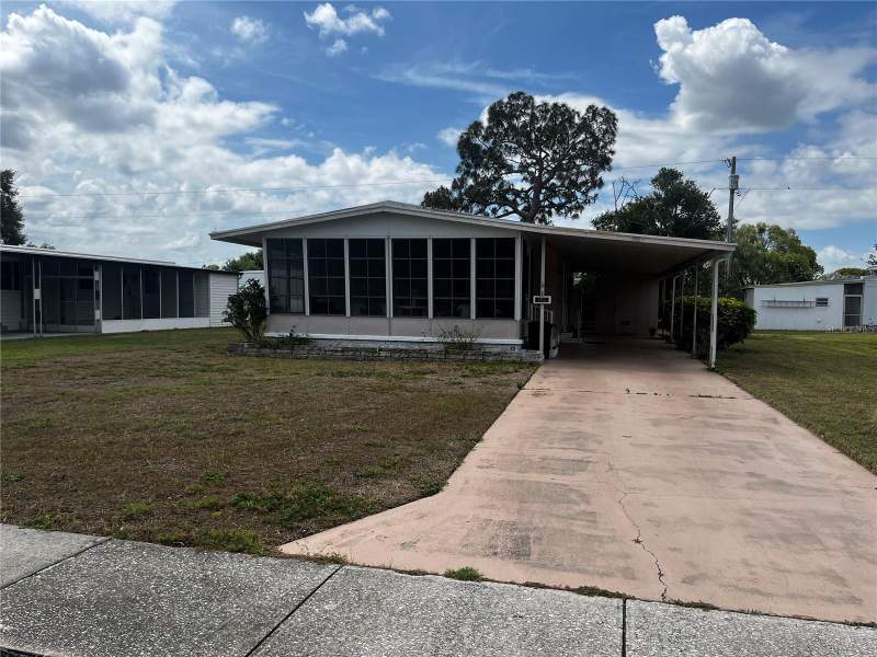 Lake Tarpon Mobile Home Village