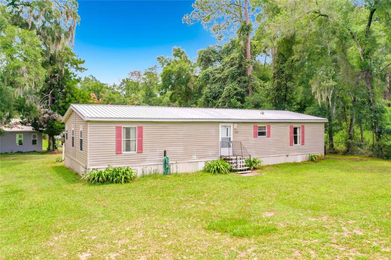 3 bedroom Manufactured Home at 1021 NW 111th Court, Ocala Estate, Ocala — photo 2