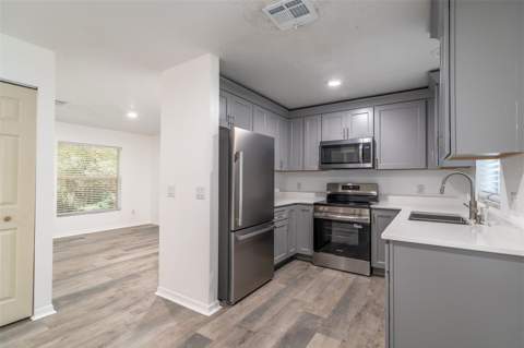 497 W Beresford Road, Deland FL - photo 13 of 44