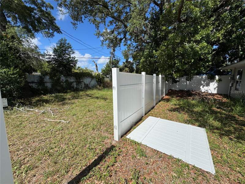 2 bedroom Single Family Residence at 1493 Cleveland Street, Highland Groves, Clearwater — photo 3