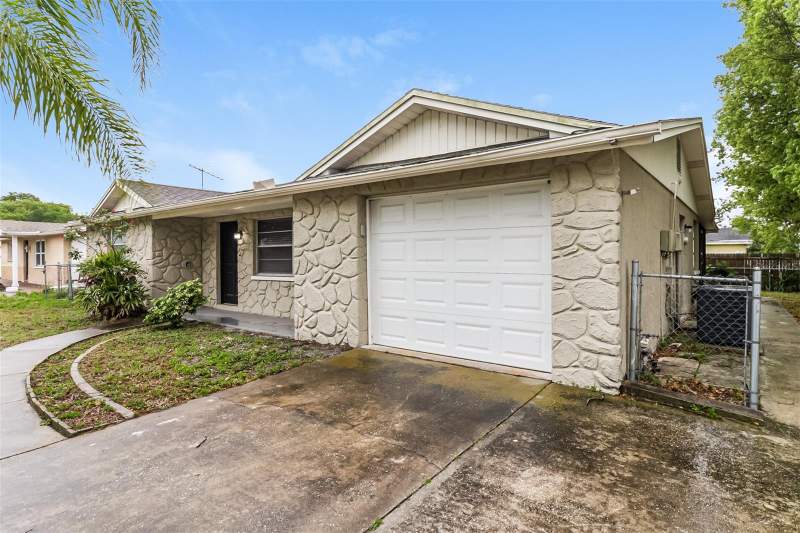 3 bedroom Single Family Residence at 7004 Mayfield Drive, Embassy Hills, Port Richey — photo 3