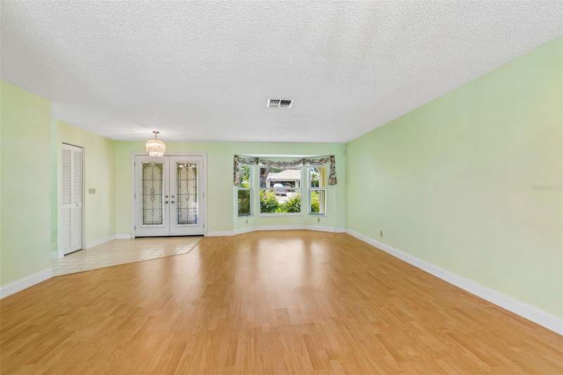 3 bedroom Single Family Residence at 1591 LONGFORD DRIVE, HIGHLAND LAKES UNIT FIFTEEN PH 4, PALM HARBOR — photo 5