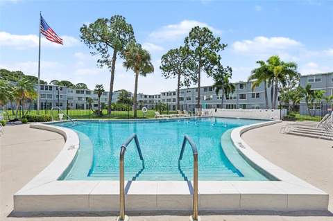 4720 Locust Street #206, St Petersburg FL - photo 20 of 34