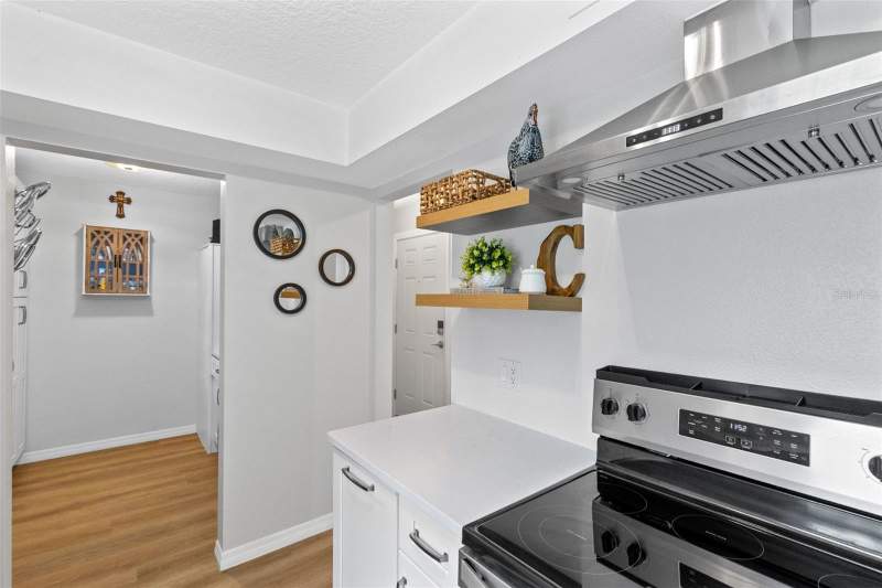 2 bedroom Condominium at 267 Crown Oaks Way #267, Crown Oaks 1st Add, Longwood — photo 5