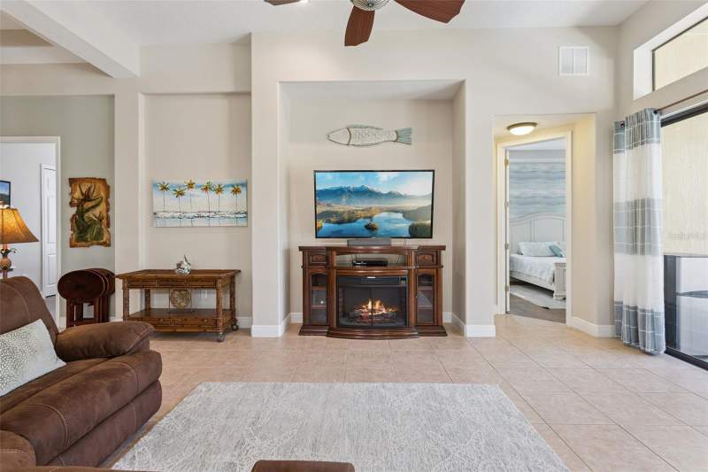 3 bedroom Single Family Residence at 9512 Serra Court, Las Colinas Ph I Sub, Howey In The Hills — photo 5