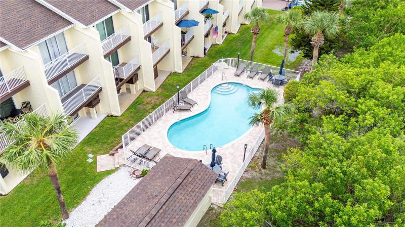 2 bedroom Townhouse at 19651 Gulf Boulevard #B2, Townhomes Of Vista Moorings, Indian Shores — photo 4