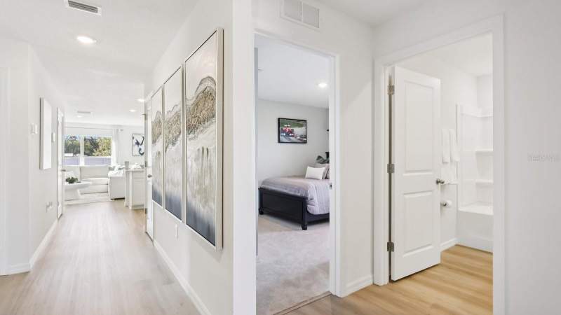 4 bedroom Single Family Residence at 18708 Highland Dew Street, Northridge, Spring Hill — photo 3