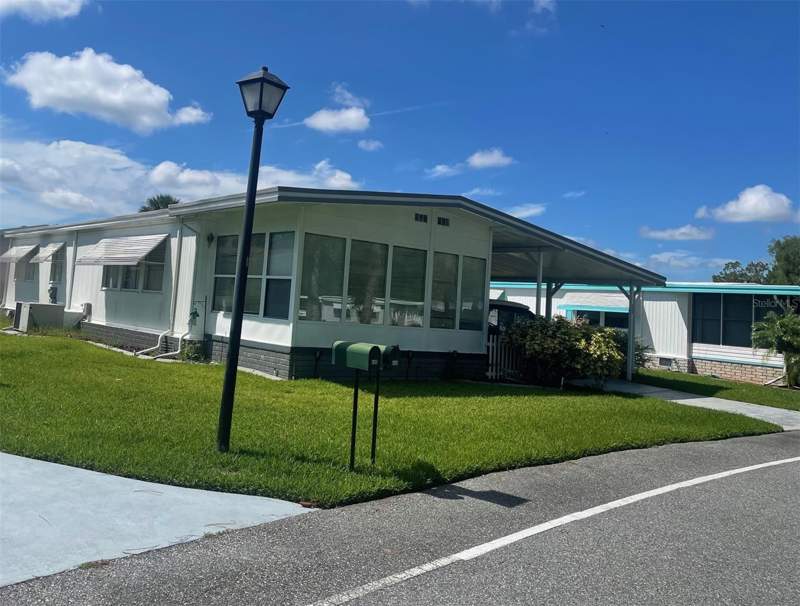 2 bedroom Mobile Home at 408 Hawthorne Boulevard, Hawthorne At Leesburg A Coop, Leesburg — photo 3