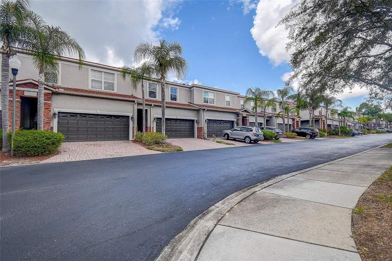 3 bedroom Townhouse at 1426 Hillview Lane, Beckett Way Twnhms, Tarpon Springs — photo 2
