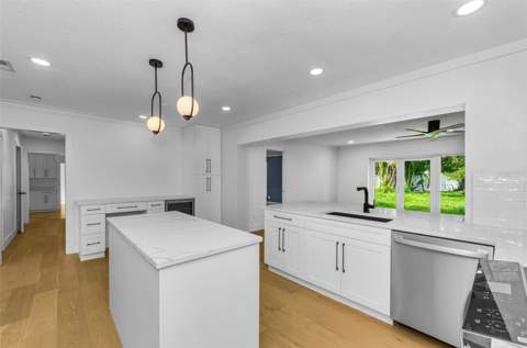 850 Rafael Boulevard, St Petersburg FL - photo 16 of 46