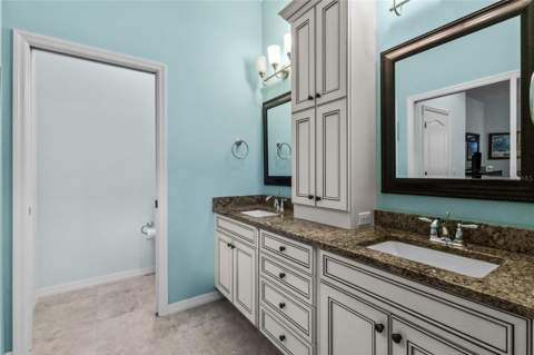 1621 Lancashire Drive, Venice FL - photo 24 of 59