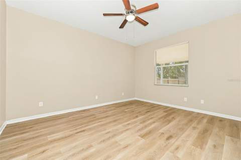 906 Grand Canyon Drive, Valrico FL - photo 16 of 33