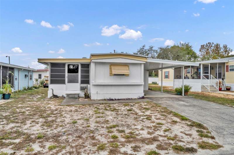 2 bedroom Mobile Home at 11 Hawaiian Way, Molokai Co-Op, Leesburg — photo 2