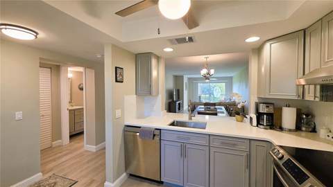 1450 Heather Ridge Boulevard #201, Dunedin FL - photo 9 of 56