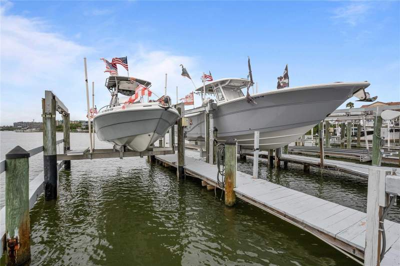 2 bedroom Townhouse at 19651 Gulf Boulevard #B2, Townhomes Of Vista Moorings, Indian Shores — photo 5
