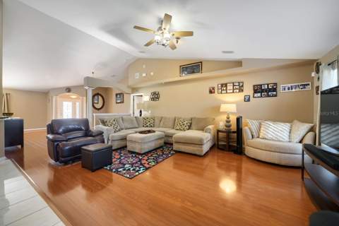 4460 Marsh Harbor Drive, Tavares FL - photo 10 of 30