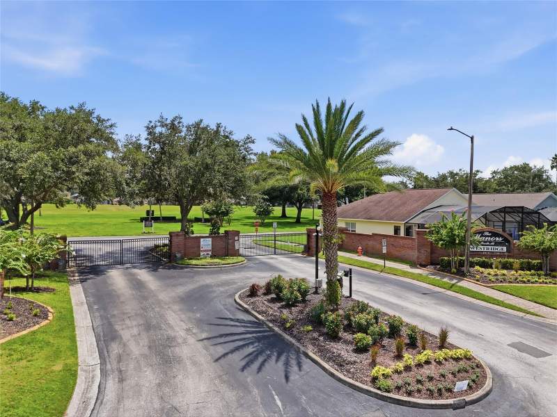 5 bedroom Single Family Residence at 440 Langham Drive, Westridge Ph Vii-B, Davenport — photo 4