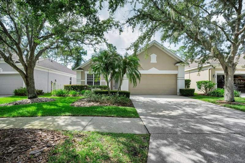 4 bedroom Single Family Residence at 18104 Hamden Park Way, Hunters Green Prcl 20, Tampa — photo 2