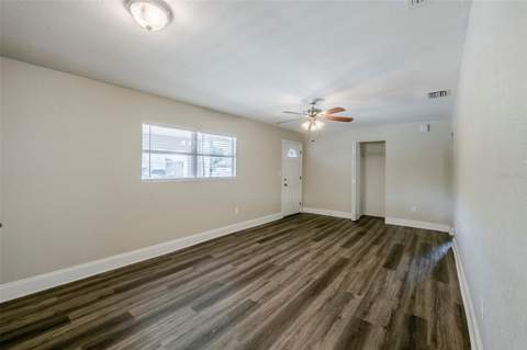 72 Campus View Drive, Orlando FL - photo 8 of 33