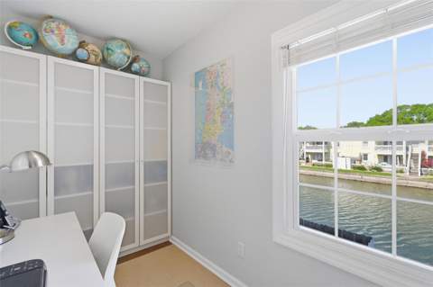 5005 Coquina Key Drive #E, St Petersburg FL - photo 17 of 50