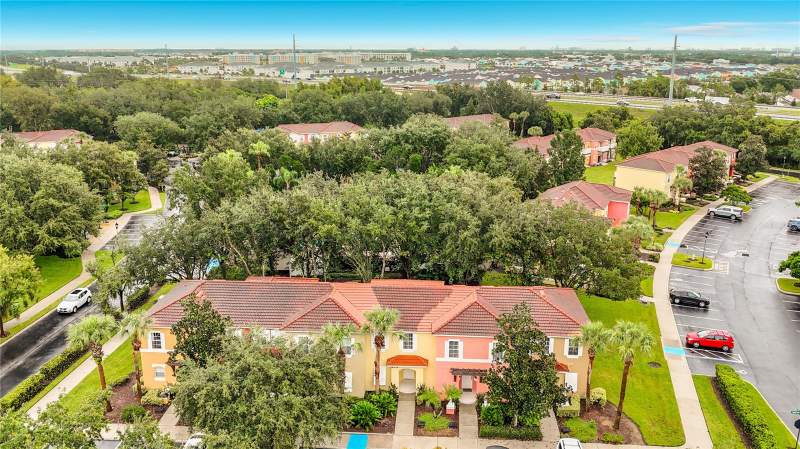 3 bedroom Townhouse at 8474 Crystal Cove Loop, Emerald Island Resort Ph 2, Kissimmee — photo 3