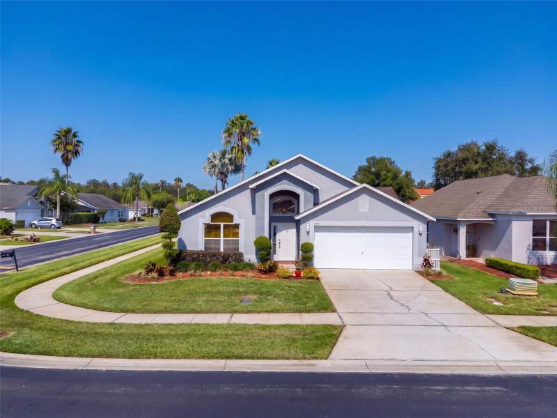 Lake Berkley Resort Homes for Sale in Kissimmee, FL