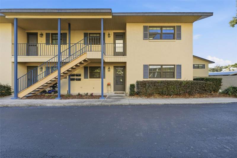 Mount Dora Lakewood Condo