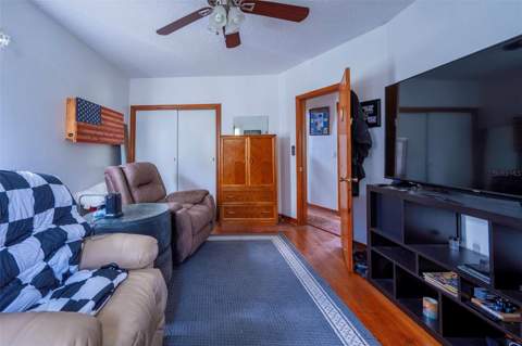 502 Wolfe Street, Wildwood FL - photo 13 of 22