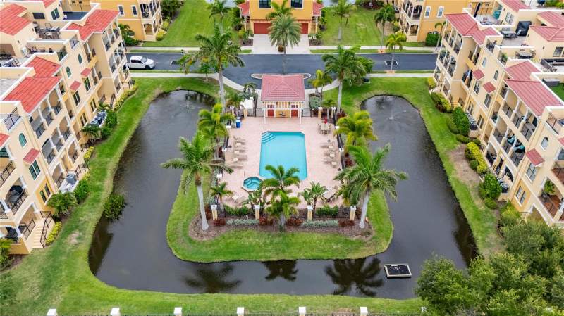 5 bedroom Townhouse at 6408 Mayra Shores Lane, Brisa Del Mar Twnhms, Apollo Beach — photo 3