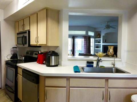 7360 Westpointe Boulevard #127, Orlando FL - photo 11 of 58