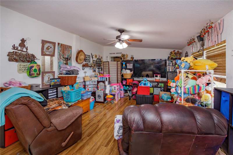4 bedroom Manufactured Home at 12225 Shiloh Acres Drive, Clermont, Clermont — photo 2