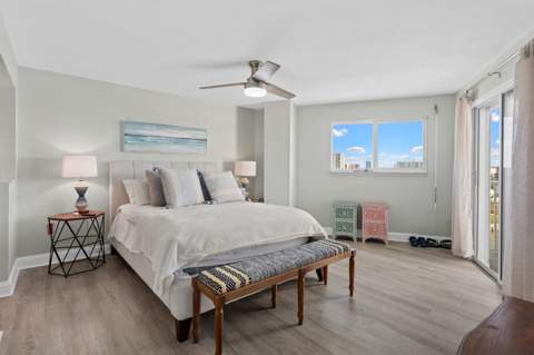 610 Island Way #408, Clearwater FL - photo 21 of 57