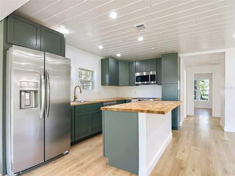 8781 S Lakeshore Drive, Floral City FL - photo 18 of 45