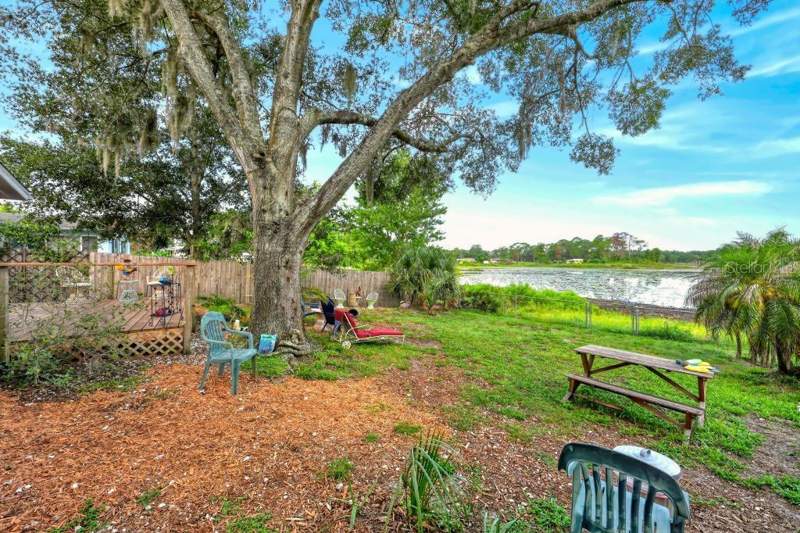 2 bedroom Single Family Residence at 37401 Turner Drive, Three Lakes Sub, Umatilla — photo 4