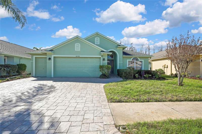 GrovesHomes for Sale in Land O Lakes, FL