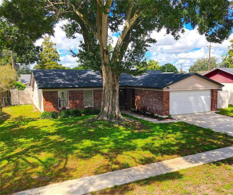 4 bedroom Single Family Residence at 1815 Lowry Avenue, Tradewinds 3rd Add, Lakeland — photo 4
