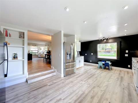 719 Cherokee Circle, Sanford FL - photo 14 of 42