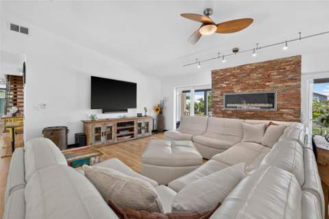 113 7th Street, St Petersburg FL - photo 13 of 82