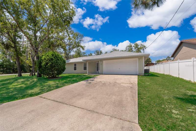 3 bedroom Single Family Residence at 18 Fir Trail, Silver Spring Shores, Ocala — photo 2