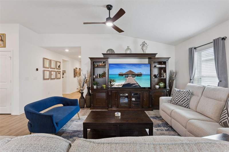 4 bedroom Single Family Residence at 3832 Pronghorn Dr, Deer Run Estates Ph 2, St Cloud — photo 5