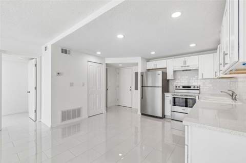 450 Treasure Island Causeway #106, Treasure Island FL - photo 9 of 49