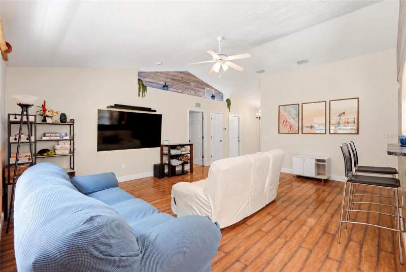 3 bedroom Single Family Residence at 17686 NW 239th Terrace, Southside Terrace, High Springs — photo 5